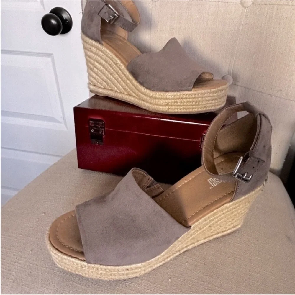 Tan Suede Wedge Sandals with Ankle Strap